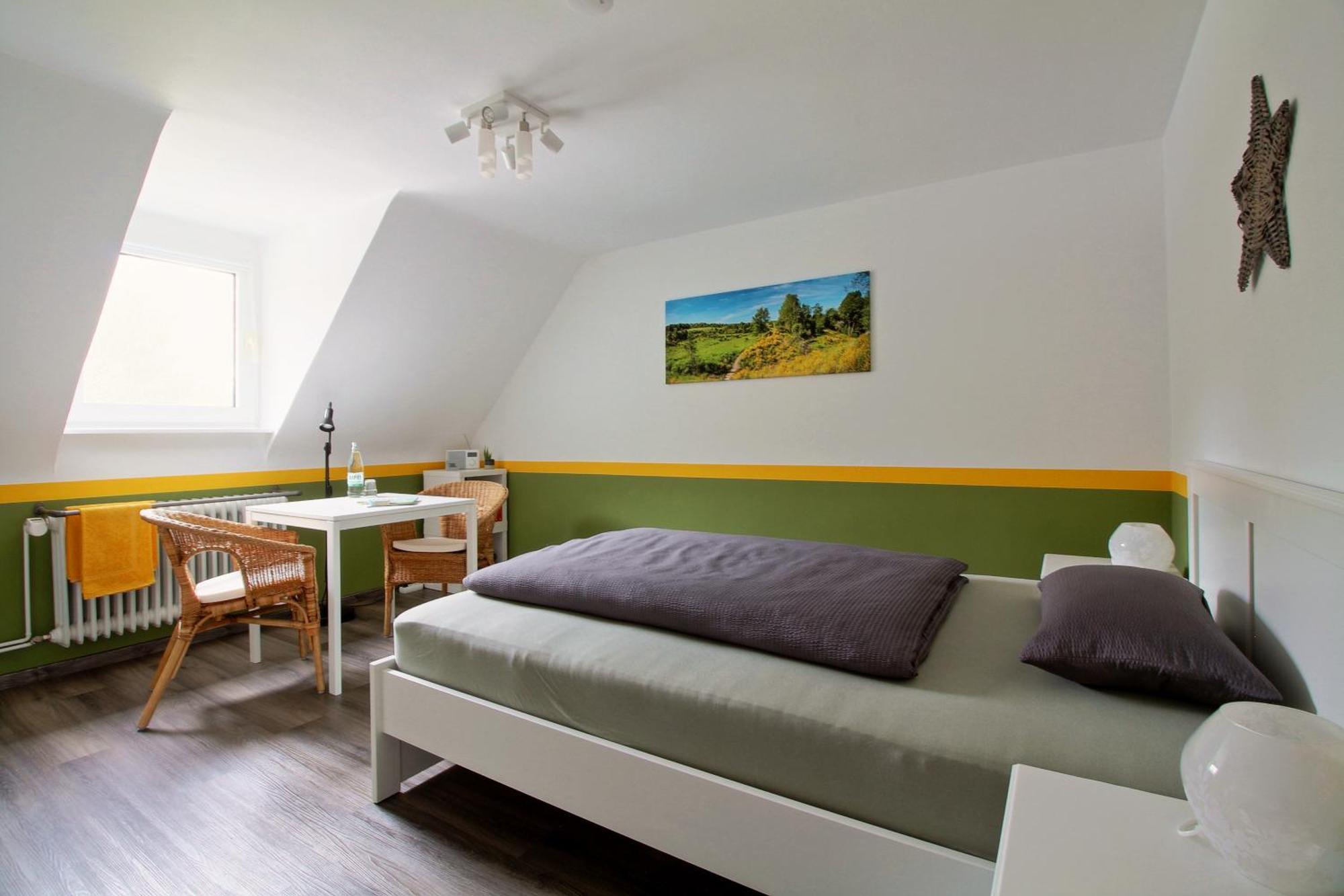Toms Gaestehaus Schleiden Buitenkant foto